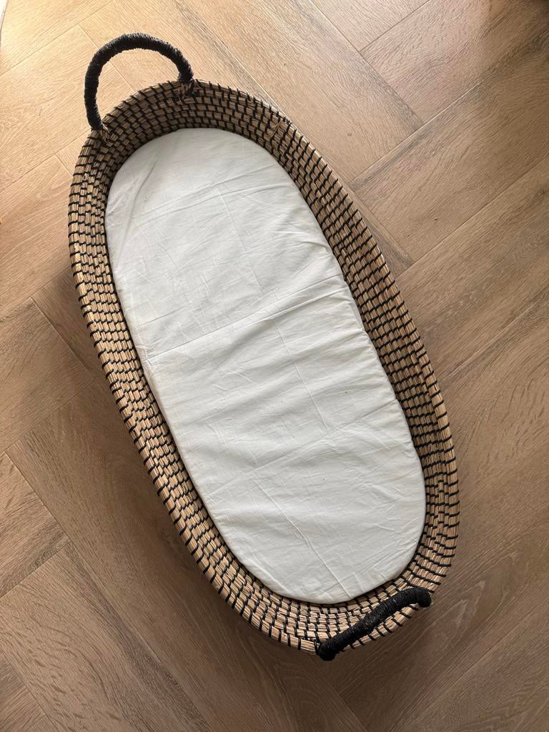 Rieten Verschoonmand met Matras en Hoezen, Ophalen, Zo goed als nieuw, Overige typen