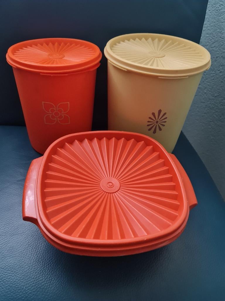 Vintage Tupperware Set servalier ster deksel Oranje en Crème, Ophalen of Verzenden, Gebruikt, Crème, Bak of Kom