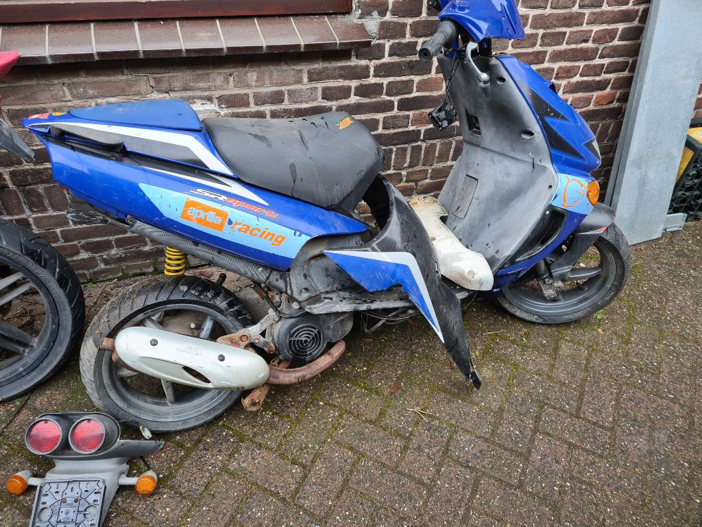 Aprilia SR50 AC LC WWW Stealth Piaggio "IN onderdelen", Aprilia, Nieuw, Ophalen of Verzenden, RS