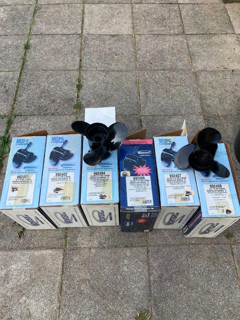 Nieuwe alum schroef propeller 40-70PK 3 en 4 blads, Ophalen of Verzenden, Nieuw, Motor en Techniek