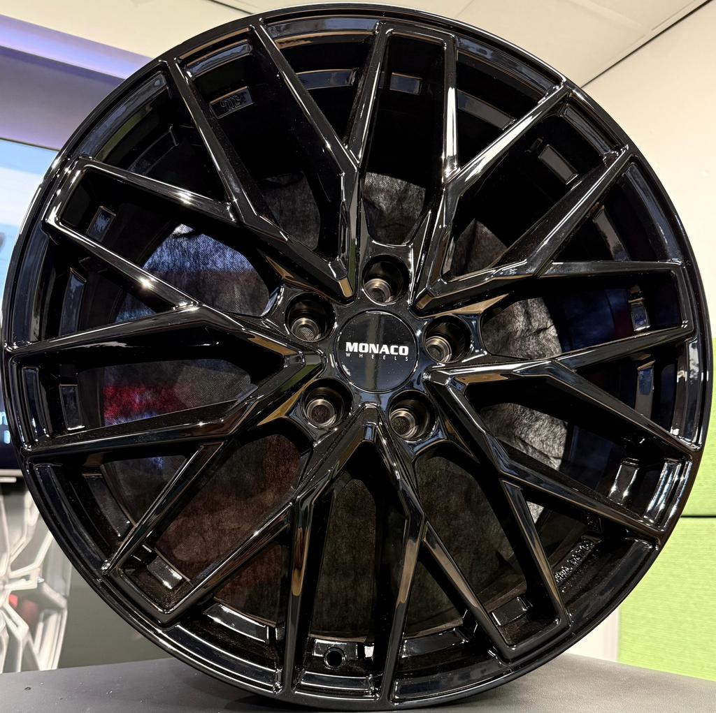 Nieuwe 18 inch Zwarte velgen VW GOLF AUDI A3 LEON 5X112, Ophalen, 18 inch, Info@bandenbunker.nl, Banden en Velgen