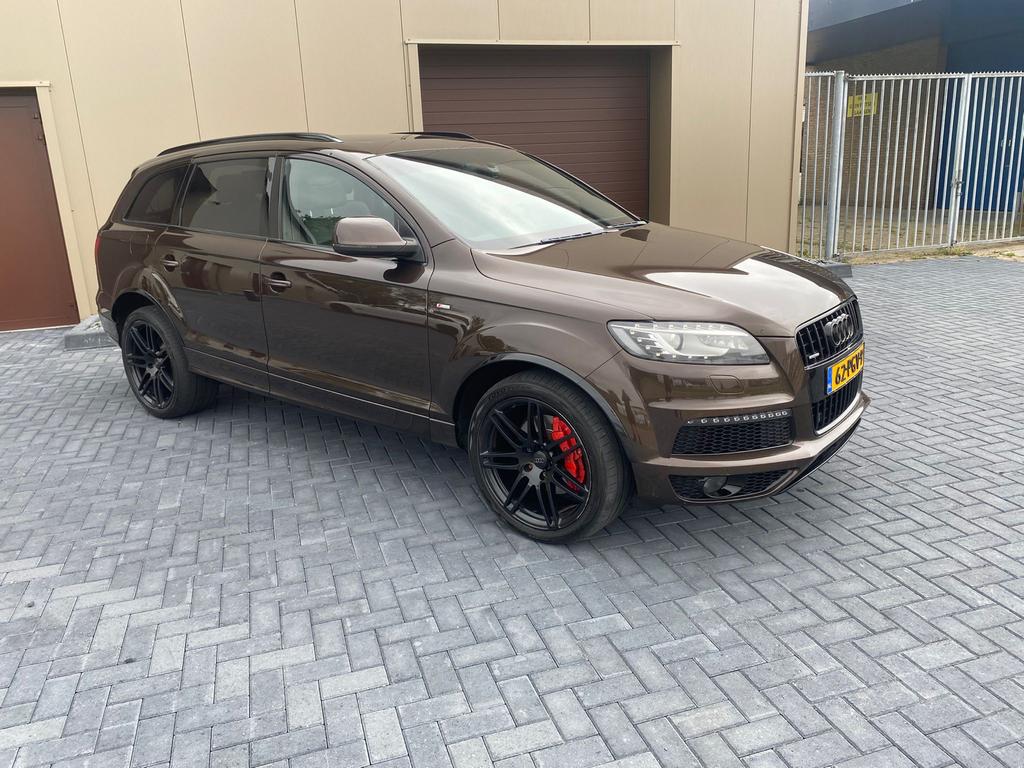 Audi Q7 4.2 TDI 250KW Quattro Tiptr.7st 2010 Bruin, Automaat, Bruin, 7 stoelen, 340 pk