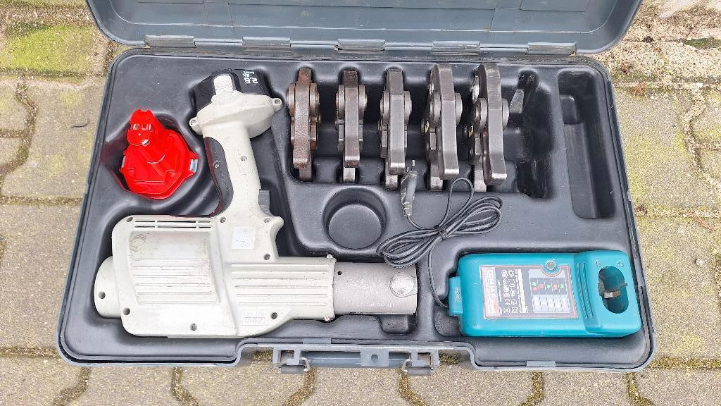 Viega Accu perstang persmachine persapparaat, Auto diversen, Autogereedschap, .., ., Ophalen of Verzenden, Zo goed als nieuw