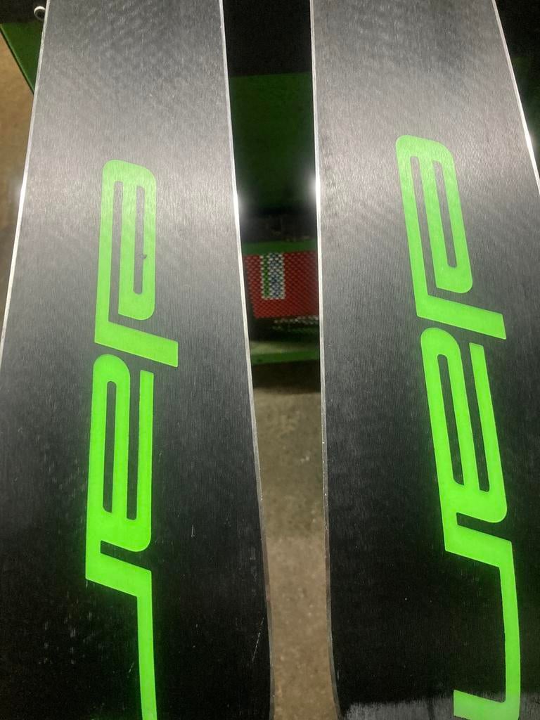 Elan Amphibio 16 op 1.72 ZGAN, 160 tot 180 cm, Zo goed als nieuw, Ski's, Ophalen