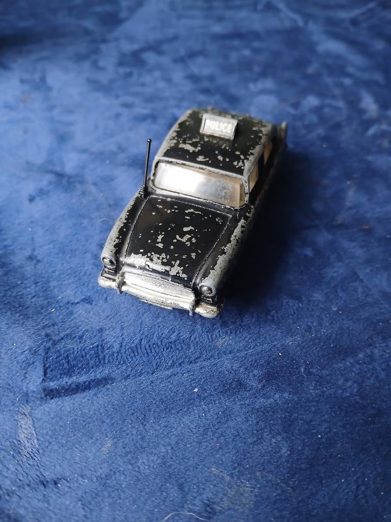 Humber Hawk police. Dinky toys, Hobby en Vrije tijd, Modelauto's | 1:43, Ophalen of Verzenden, Gebruikt, Auto, Dinky Toys