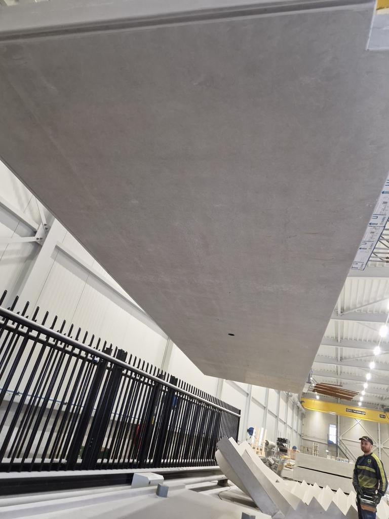Betonplaat beton plaat 12 ton, Doe-het-zelf en Verbouw, Ophalen, Zo goed als nieuw