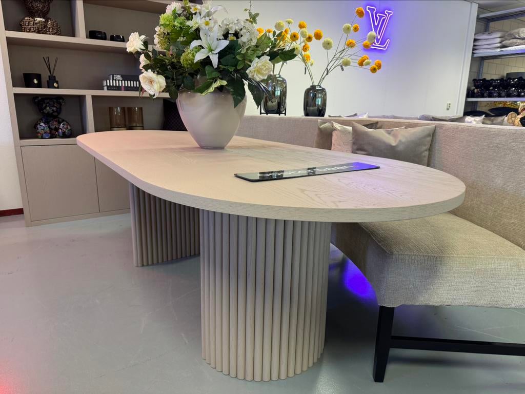 Luxe Beige Oak Eettafel Bo 240x100cm NIEUW Ovaal Rond Custom, Huis en Inrichting, Tafels | Eettafels, 100 tot 150 cm, Info@oosterbaanwonen.nl