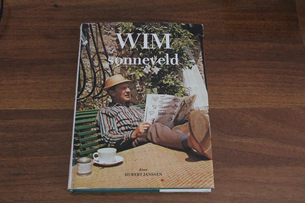 Wim Sonneveld - biografie door Hubert Janssen (+ single), Boeken, Biografieën, Gelezen, Kunst en Cultuur, Ophalen of Verzenden