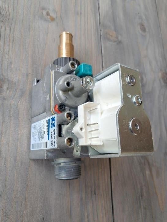 Nefit trendline hrc gasblok 8718600818 sigma 484, Doe-het-zelf en Verbouw, Verwarming en Radiatoren, 30 tot 80 cm, Cv-ketel of Combi-ketel