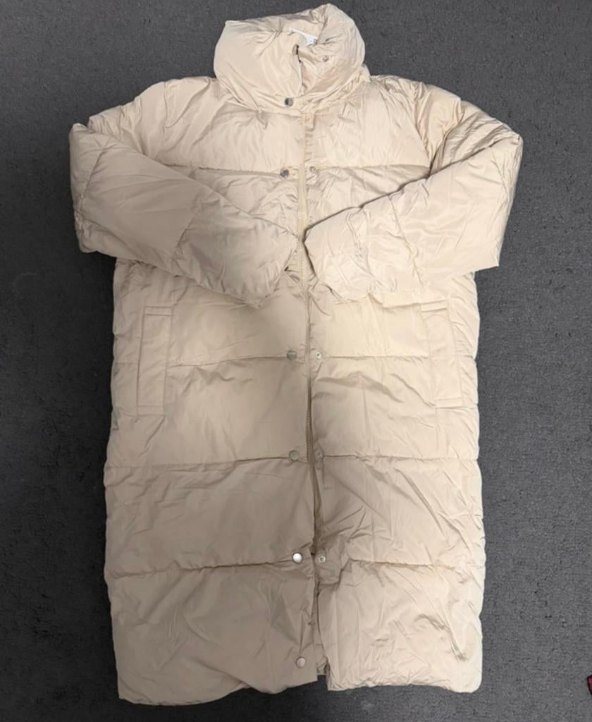 Stradivarius Puffer Jas - Maat M, Ophalen of Verzenden, Nieuw, Maat 38/40 (M), Beige
