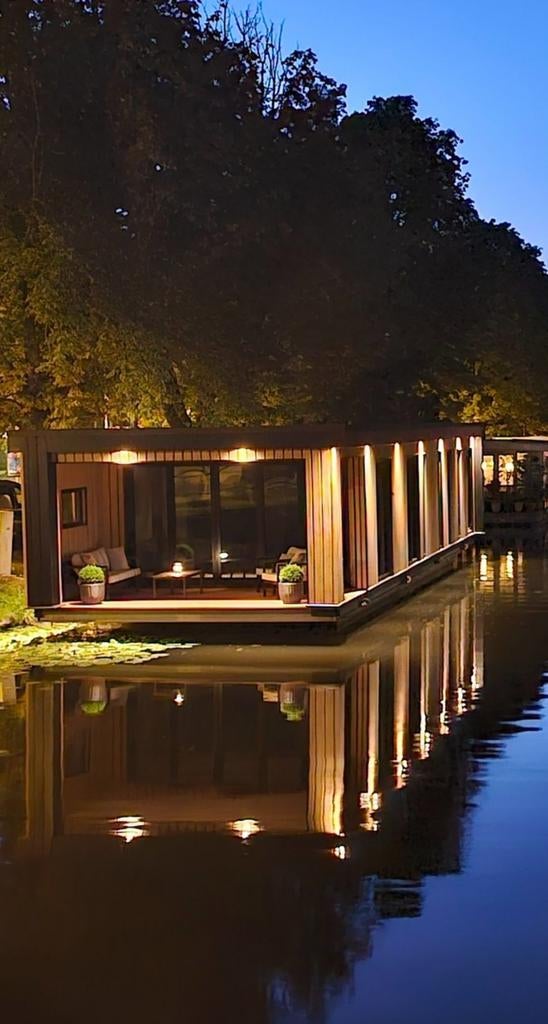Leiden Centrum: Nieuwbouw woning aan het water Turn-Key New, Huizen en Kamers