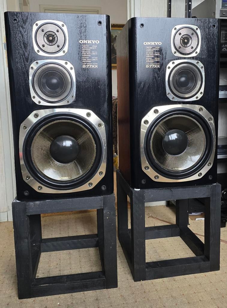 Onkyo D-77XX