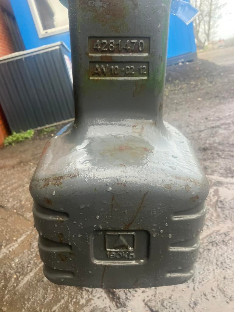 Te koop massy ferguson moeder gewicht 2 stuks, Ophalen