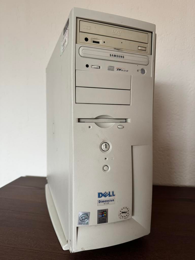 Dell Dimension 4100 vintage Pentium III, Computers en Software, Vintage Computers, Ophalen, Dell