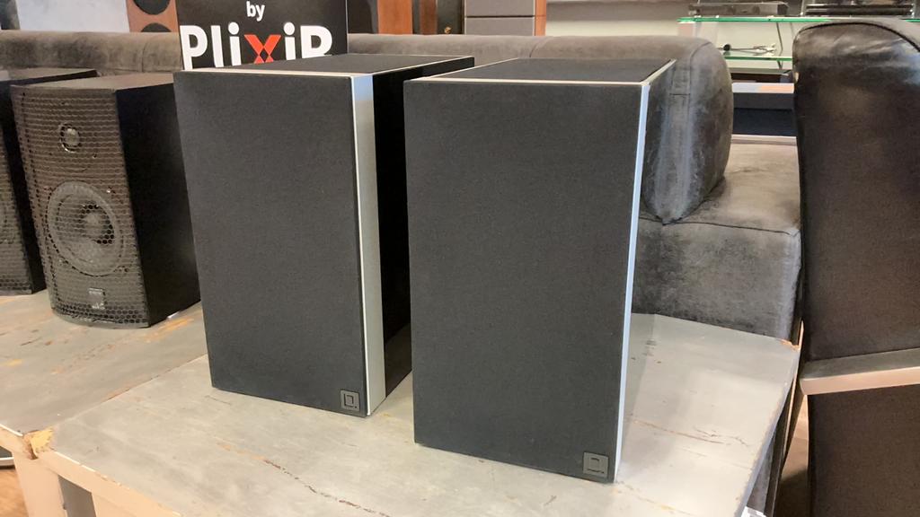 Definitive Technology D11 monitor speakers, Zo goed als nieuw, Nvt, 120 watt of meer, Nvt