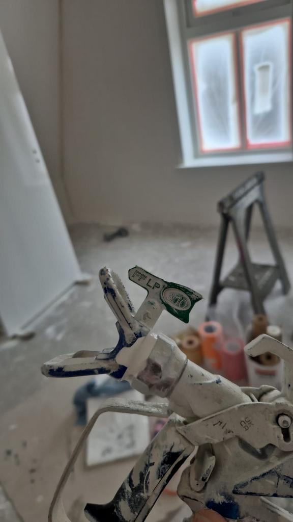 Graco 595 Verfspuit te Huur voor airless latex en lak, Doe-het-zelf en Verbouw, Schildersmaterialen, Ophalen of Verzenden, Gebruikt
