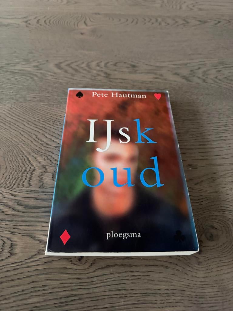 Ijskoud - Pete Hautman, Ophalen of Verzenden, Zo goed als nieuw, Nederland