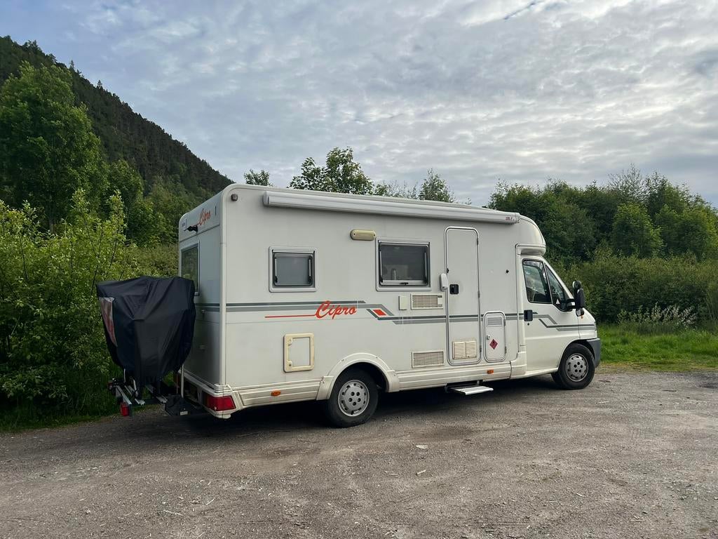Cipro camper met nwe APK tot 2027, Caravans en Kamperen, Gaslek-detector, Ringverwarming, Particulier, 6 tot 7 meter