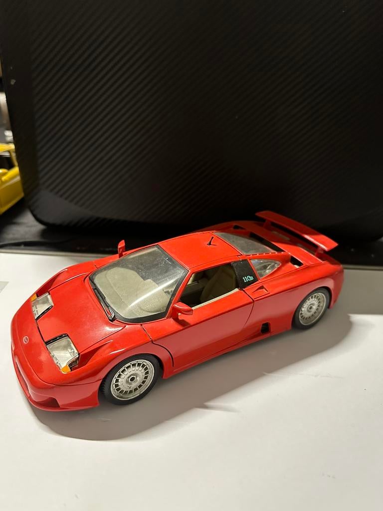 Bugatti 11Gb modelauto 1:18 Bburago, Hobby en Vrije tijd, Modelauto's | 1:18, Ophalen of Verzenden, Gebruikt, Auto, Bburago
