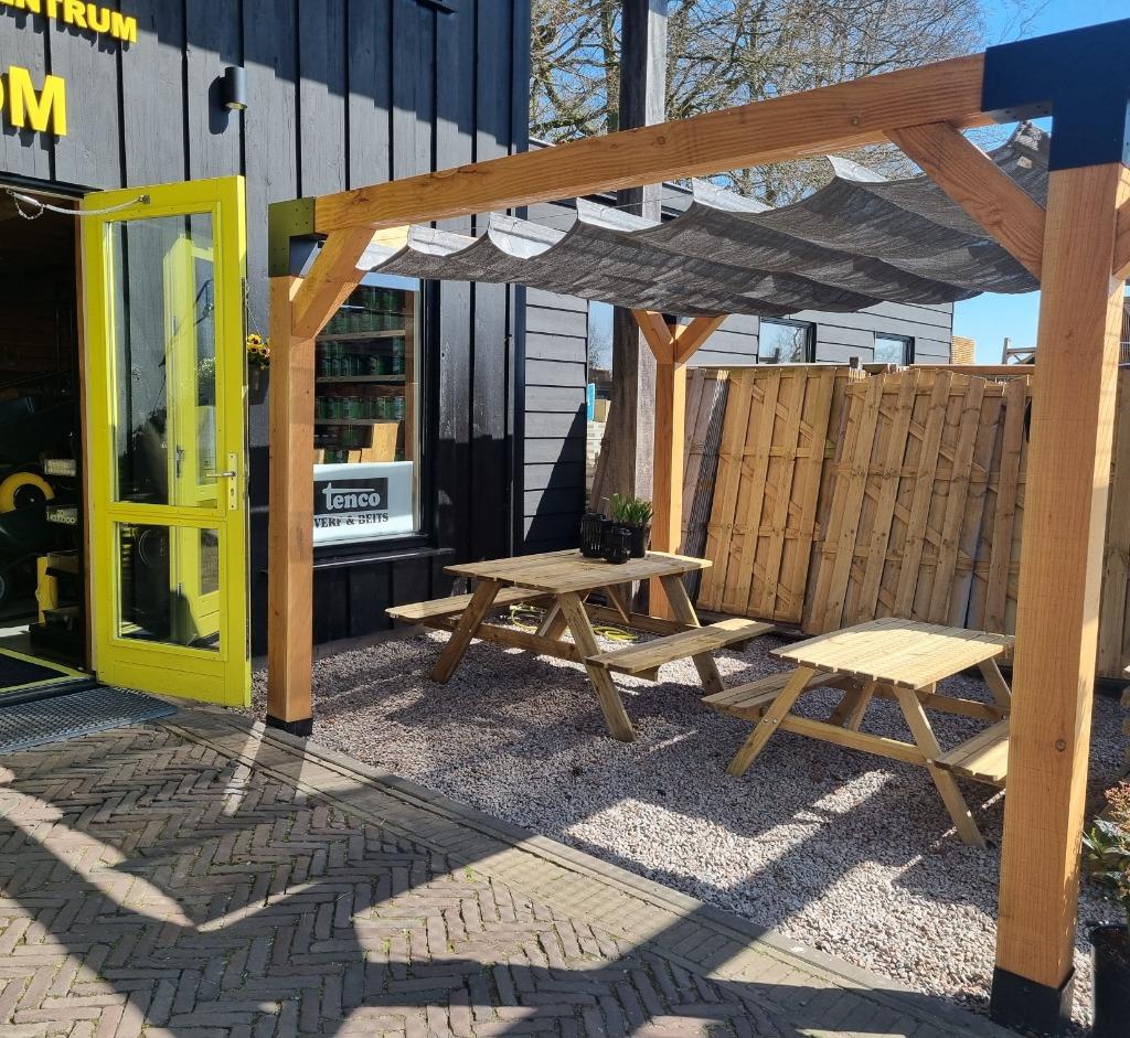 Pergola + schaduwdoek voor maar  €1200,- incl. alles! 3x3mtr