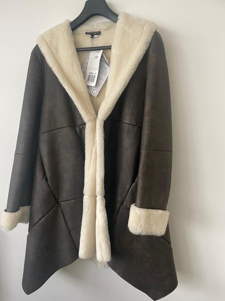 Imitatie shearling jas maat 34/36 -NIEUW, Ophalen of Verzenden, Nieuw, Maat 34 (XS) of kleiner, Bruin
