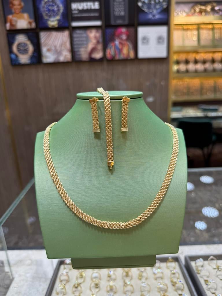 18KT Goud - 17.5 Gram-Ketting+Armband - Set vrouw-Oorbel