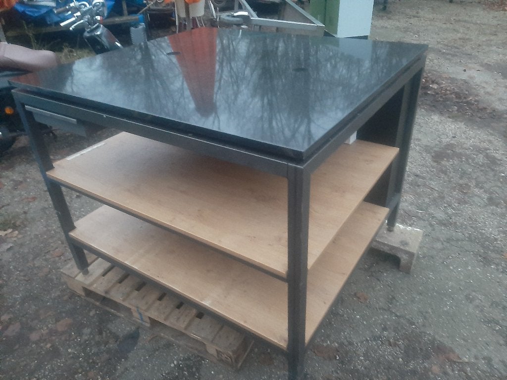Presentatietafel met marmeren blad, Ophalen, Zo goed als nieuw