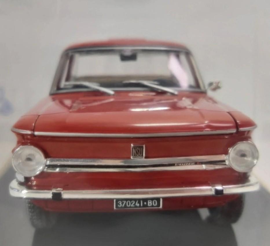 NSU Prinz 4L 1970 rood 1:24 in ongeopende blisterverpakking, Ophalen of Verzenden, Nieuw