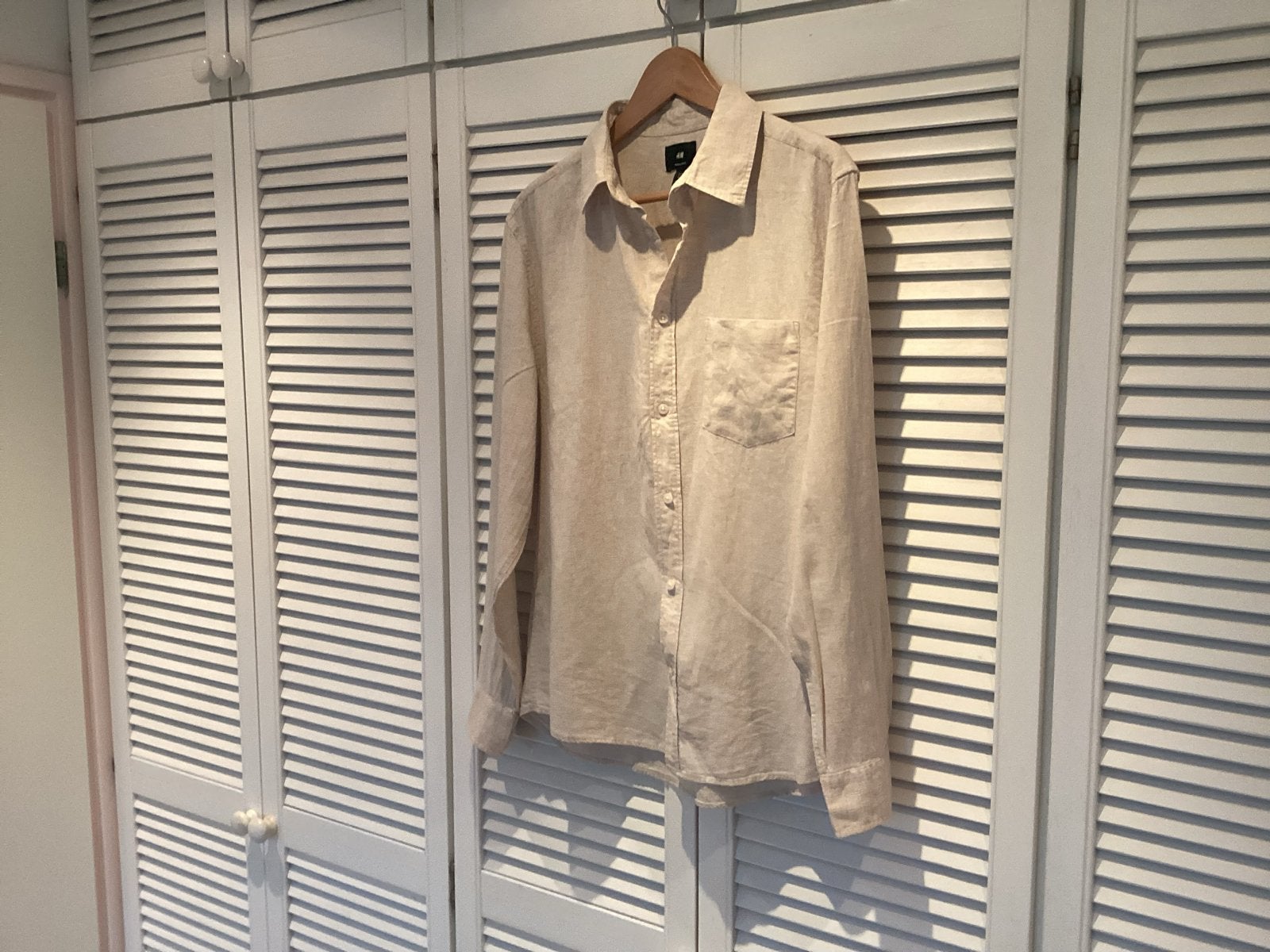 H&M Regular Fit Linnen overhemd - Maat M, Kleding | Heren, Ophalen of Verzenden, Nieuw, Beige, Halswijdte 39/40 (M)