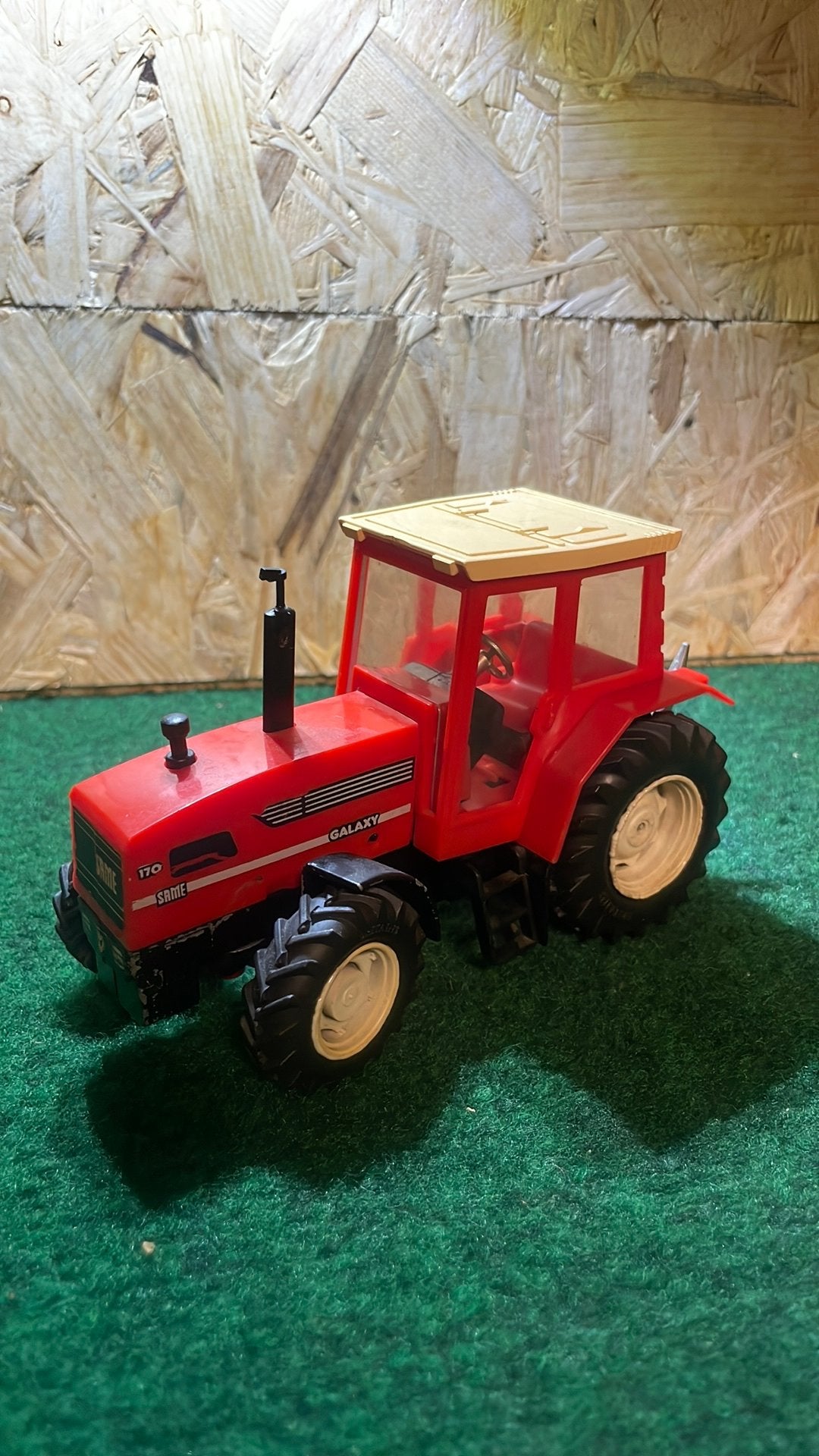 Britains same galexy 170, Ophalen of Verzenden, Zo goed als nieuw, Tractor of Landbouw, Britains
