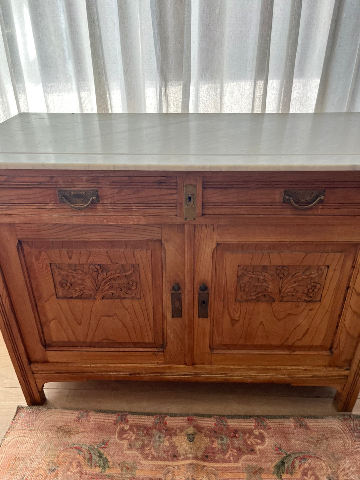 Vintage commode met marmeren blad, Kinderen en Baby's, Kinderkamer | Commodes en Kasten, Ophalen, 50 tot 70 cm, 90 tot 105 cm