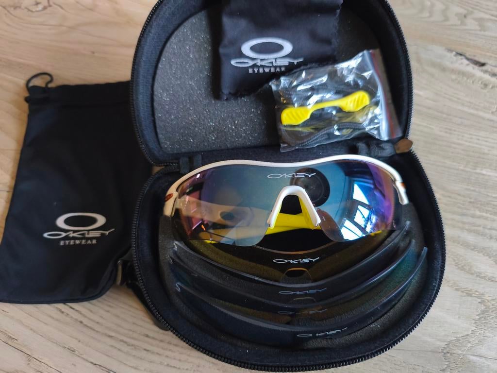 Oakley Radar sportbril, Sieraden, Tassen en Uiterlijk, Zonnebrillen en Brillen | Heren, Ophalen of Verzenden, Zo goed als nieuw