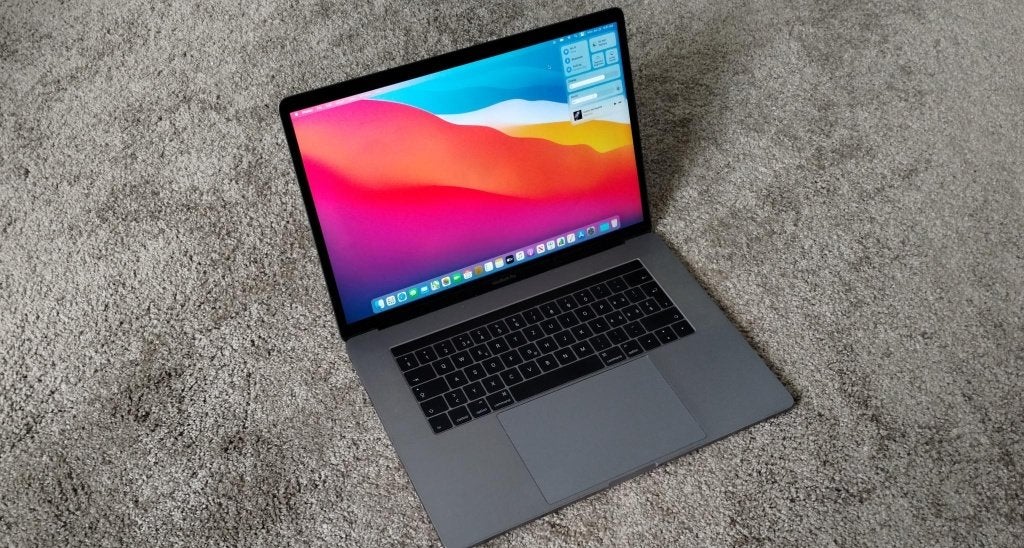 Apple MacBook pro 15, Computers en Software, Apple Macbooks, MacBook Pro, 1 TB of meer, Gebruikt, 2 tot 3 Ghz
