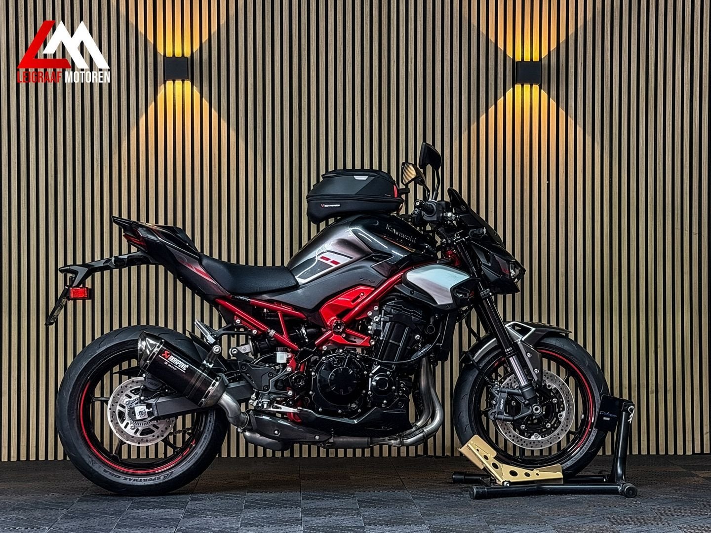 KAWASAKI Z900 PERFORMANCE - 2026 - Akrapovic - Tanktas -, 4 cilinders, 948 cc, Bedrijf, Onbekend