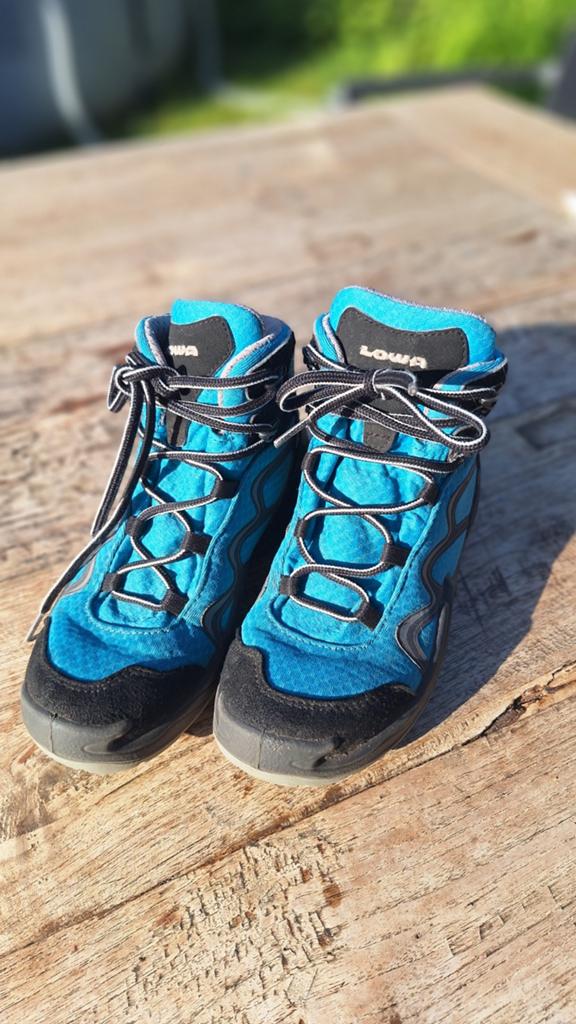 Lowa wandelschoenen maat 33, Ophalen of Verzenden, Gebruikt, Schoenen