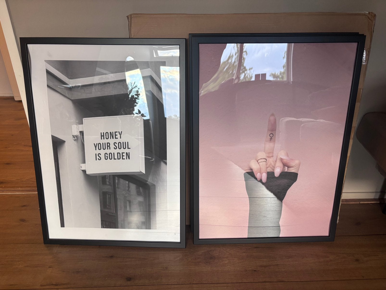 GRATIS 4 leuks fotos inclusief zwarte ikea lijsten modern, Ophalen, Zo goed als nieuw, Zwart