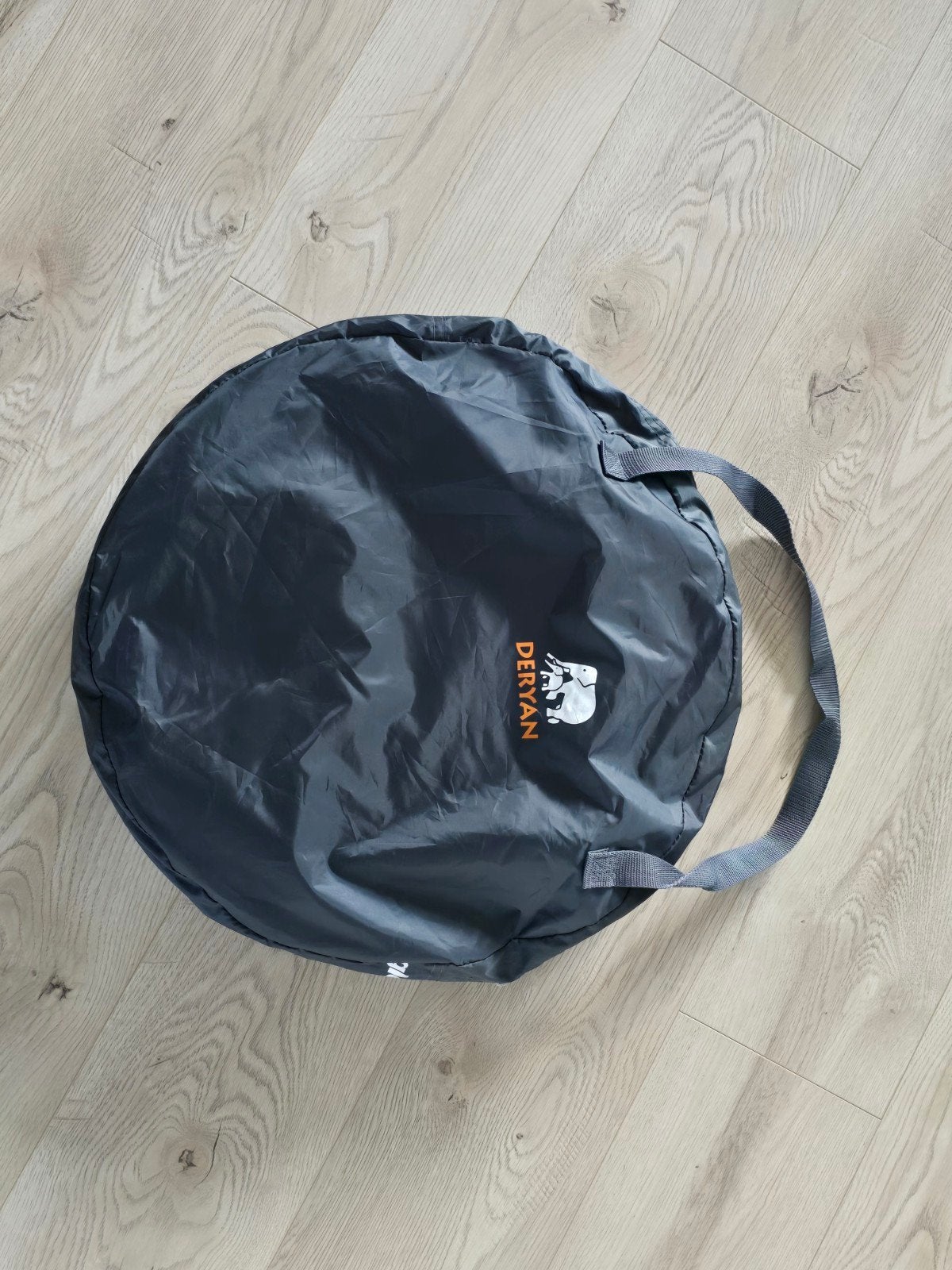 Deryan Baby Luxe Campingbedje met zelfopblaasbare matras, Ophalen, Zo goed als nieuw, Reisbedje