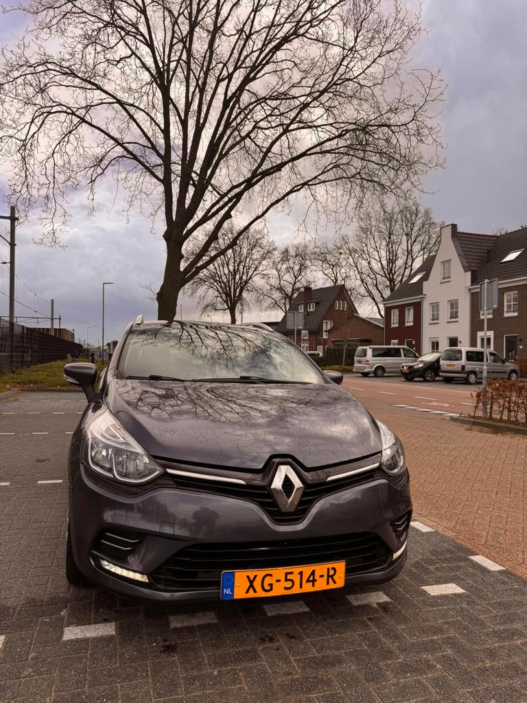 Renault Clio TCe 90pk 2018 Grijs, Voorwielaandrijving, 898 cc, 1098 kg, 49 €/maand