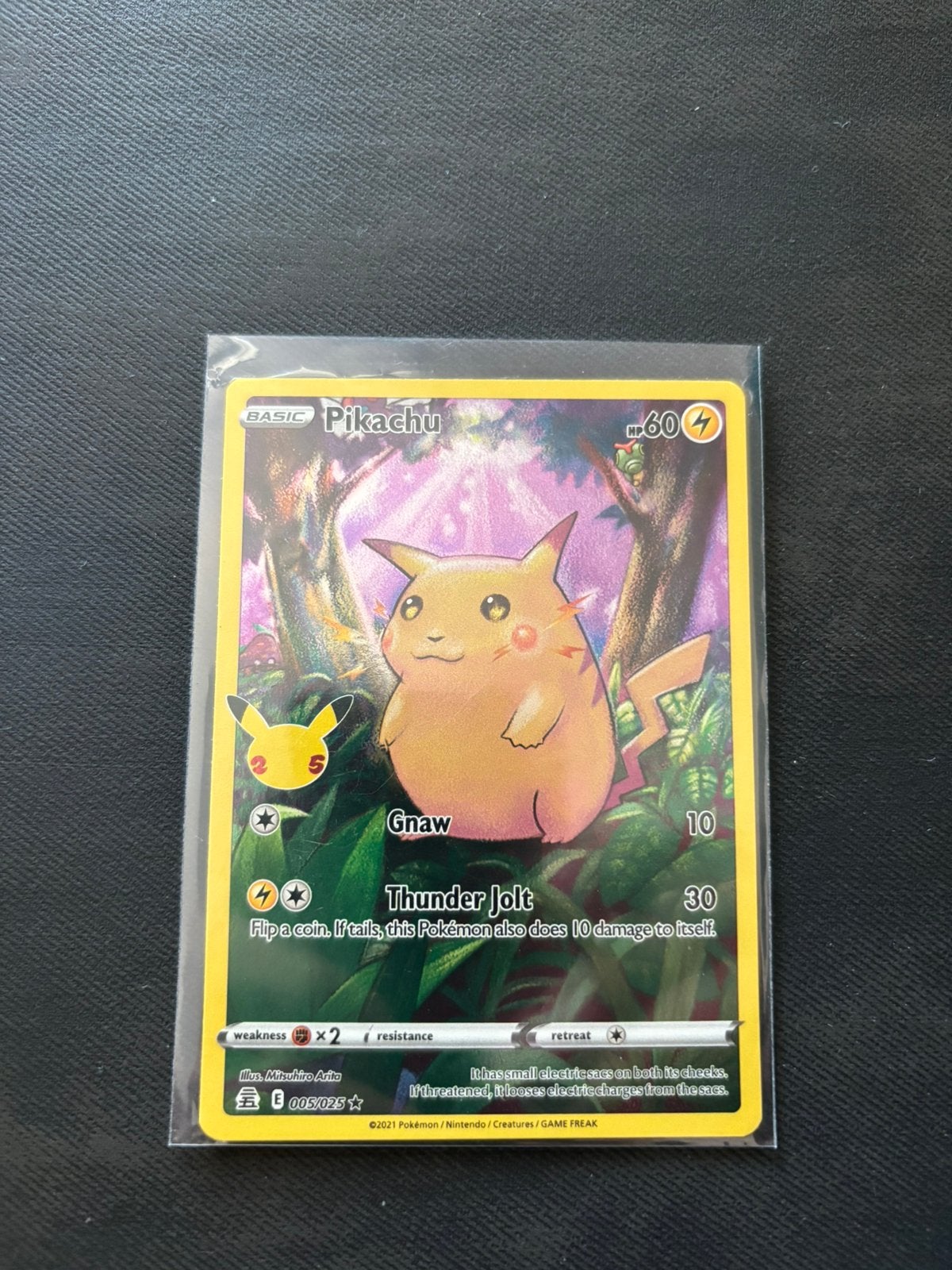 Pikachu #5/25 Celebrations, Ophalen of Verzenden, Zo goed als nieuw