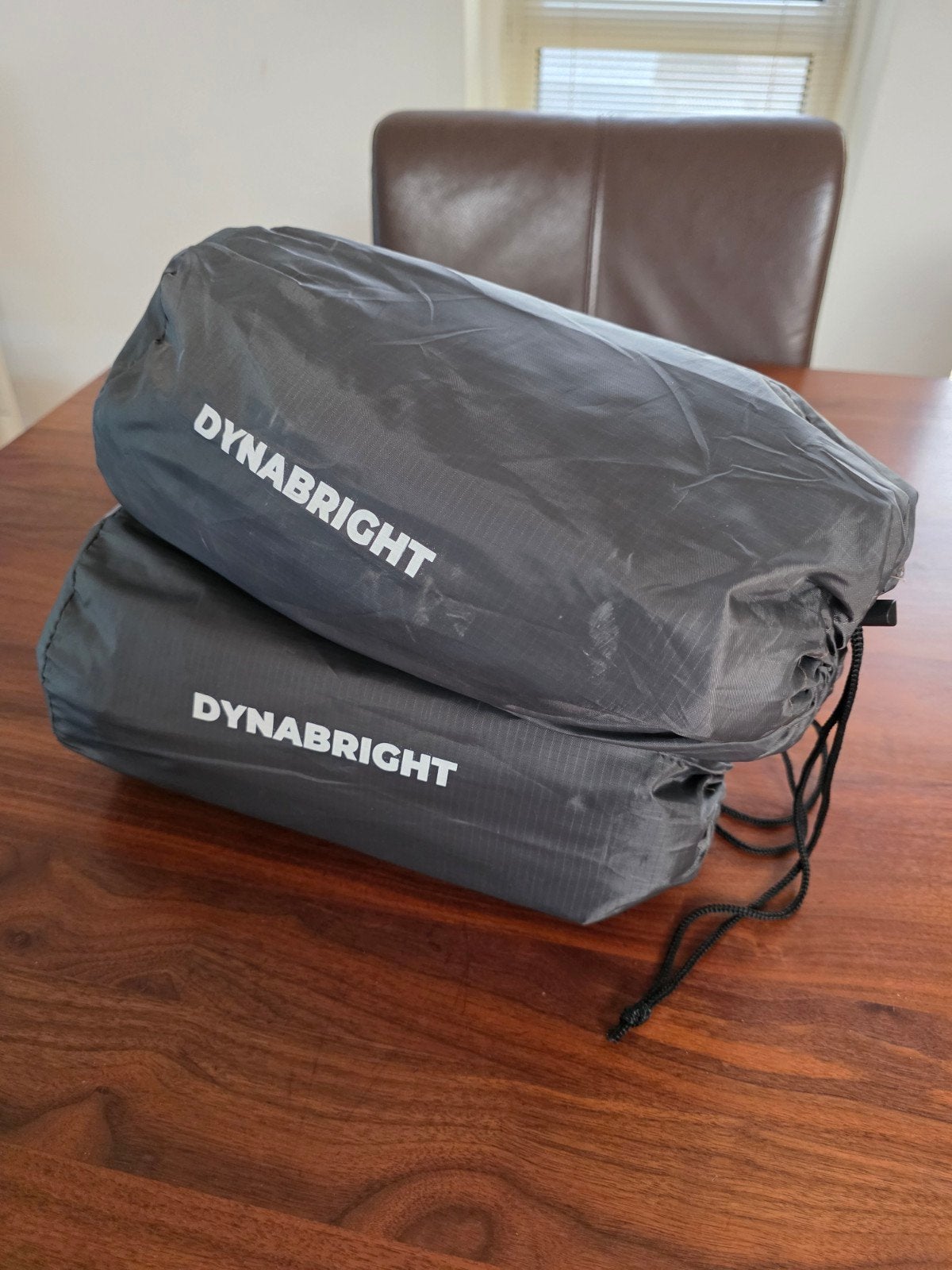 Dynabright slaapmat 1-persoons (1 is lek), Ophalen of Verzenden, Gebruikt, 1-persoons