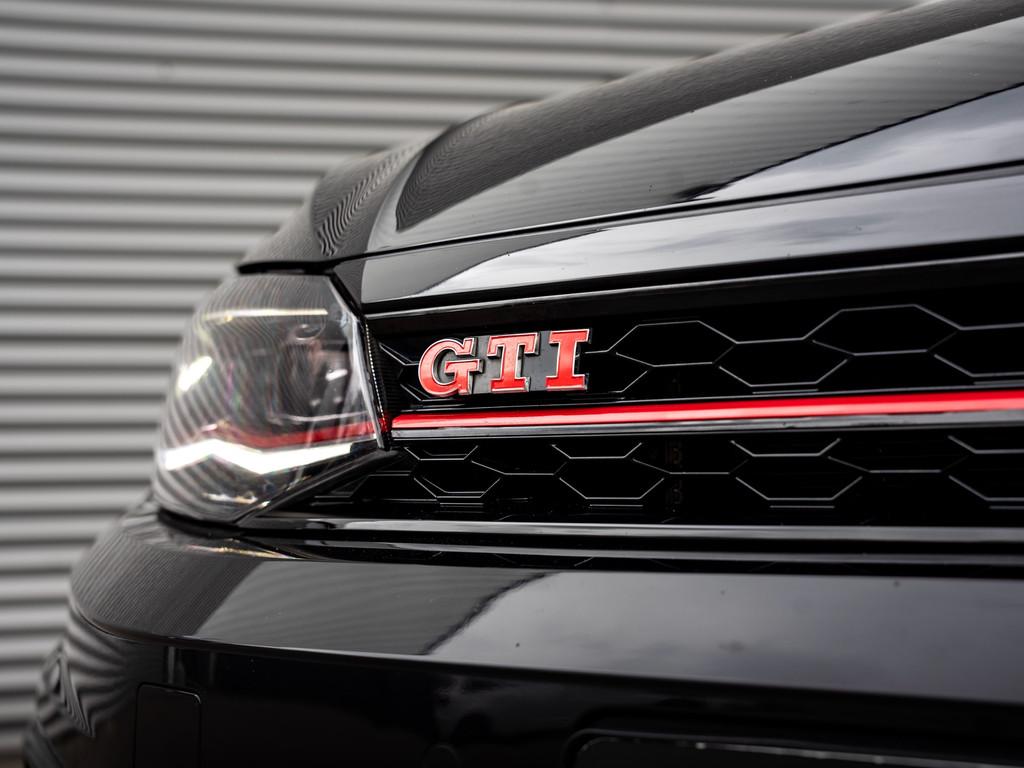 Volkswagen Polo 2.0 TSI GTI Pano Camera Navi Virtual Cruise, Auto's, Stof, Gebruikt, 4 cilinders, 1984 cc