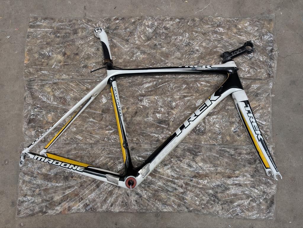 Trek Madone Pro E2 full carbon frame - Maat 56