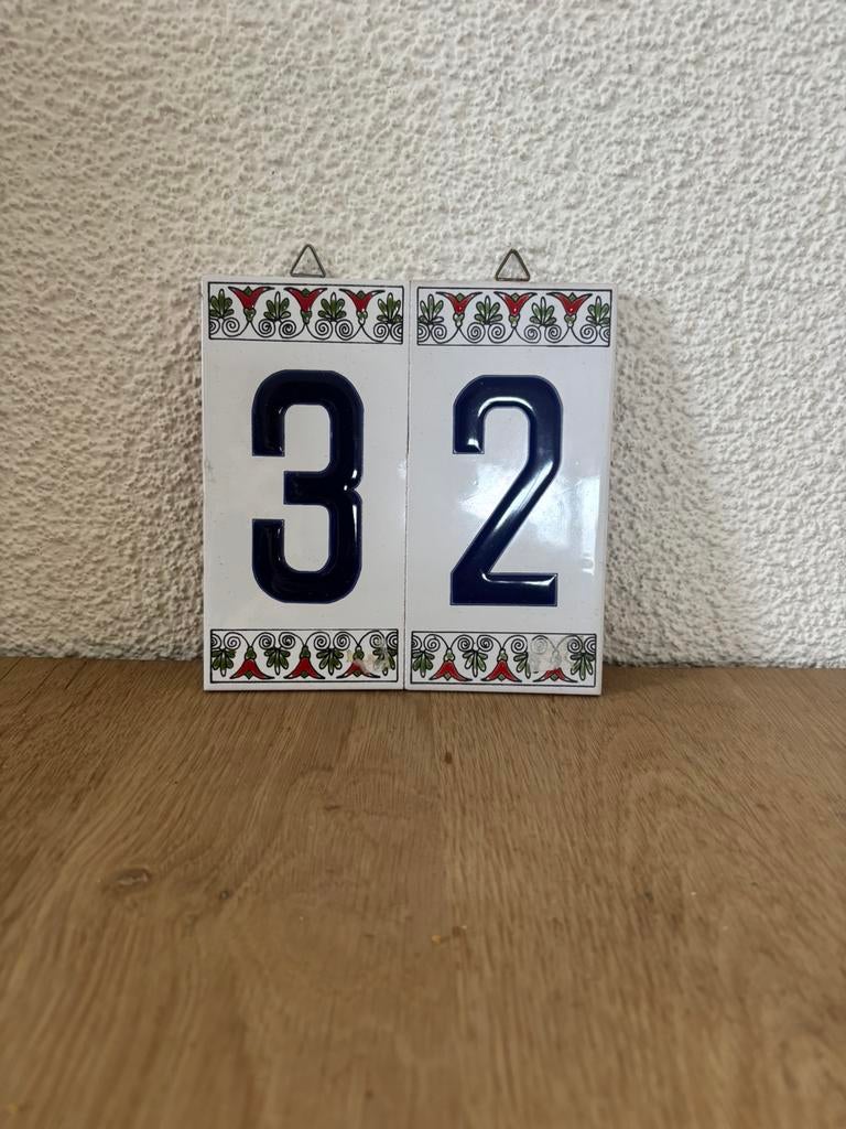 Tegeltjes met huisnummer, Antiek en Kunst, Antiek | Wandborden en Tegels, Ophalen