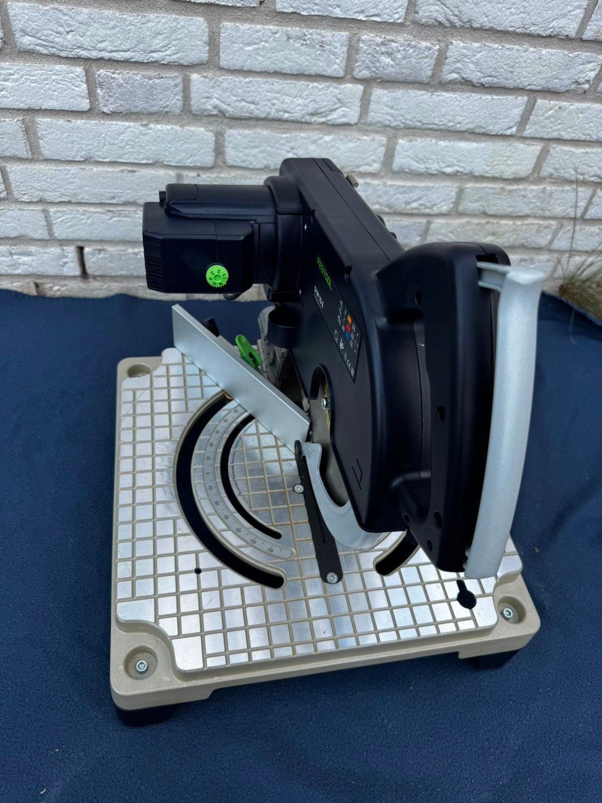 Festool SYM 70E Afkortzaag/Verstekzaag- Professionele kwalit, Ophalen, Zo goed als nieuw, Elektrisch, Bovenfrees