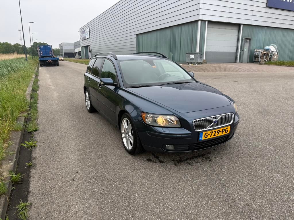 Volvo V50 2.4 170PK Geartronic 2005 Blauw, 700 kg, Blauw, 11 km/l, 2435 cc