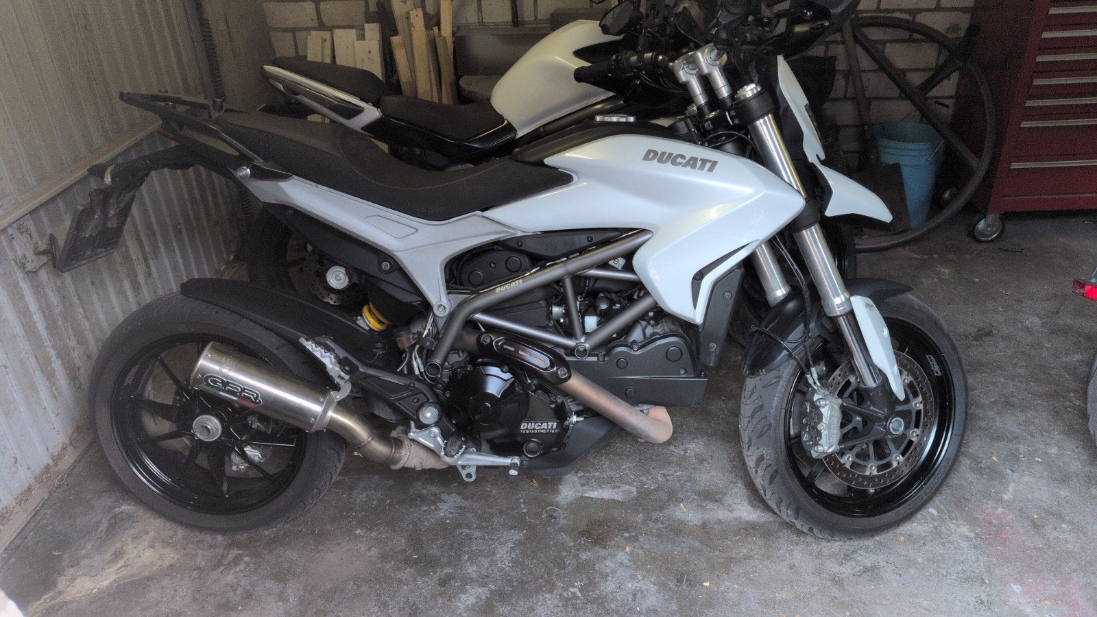 Ducati Hyperstrada 821, Sportuitlaat, Gebruikt, Particulier, SuperMoto