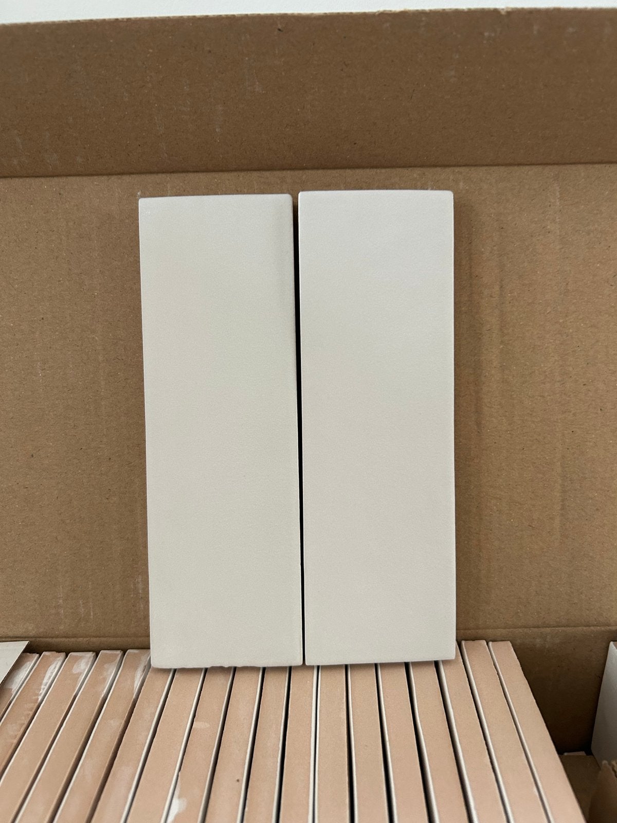 Ongebruikte wandtegels - wit, 16x5 cm, Doe-het-zelf en Verbouw, Tegels, Nieuw, Minder dan 20 cm, Minder dan 5 m², Wandtegels