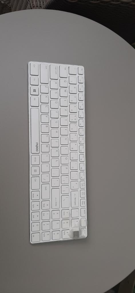 Draadloos toetsenbord - Rapoo - Wit - Qwerty, Ophalen of Verzenden, Zo goed als nieuw, Draadloos, Qwerty