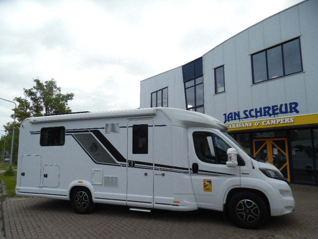 Caravans And Camping Knaus