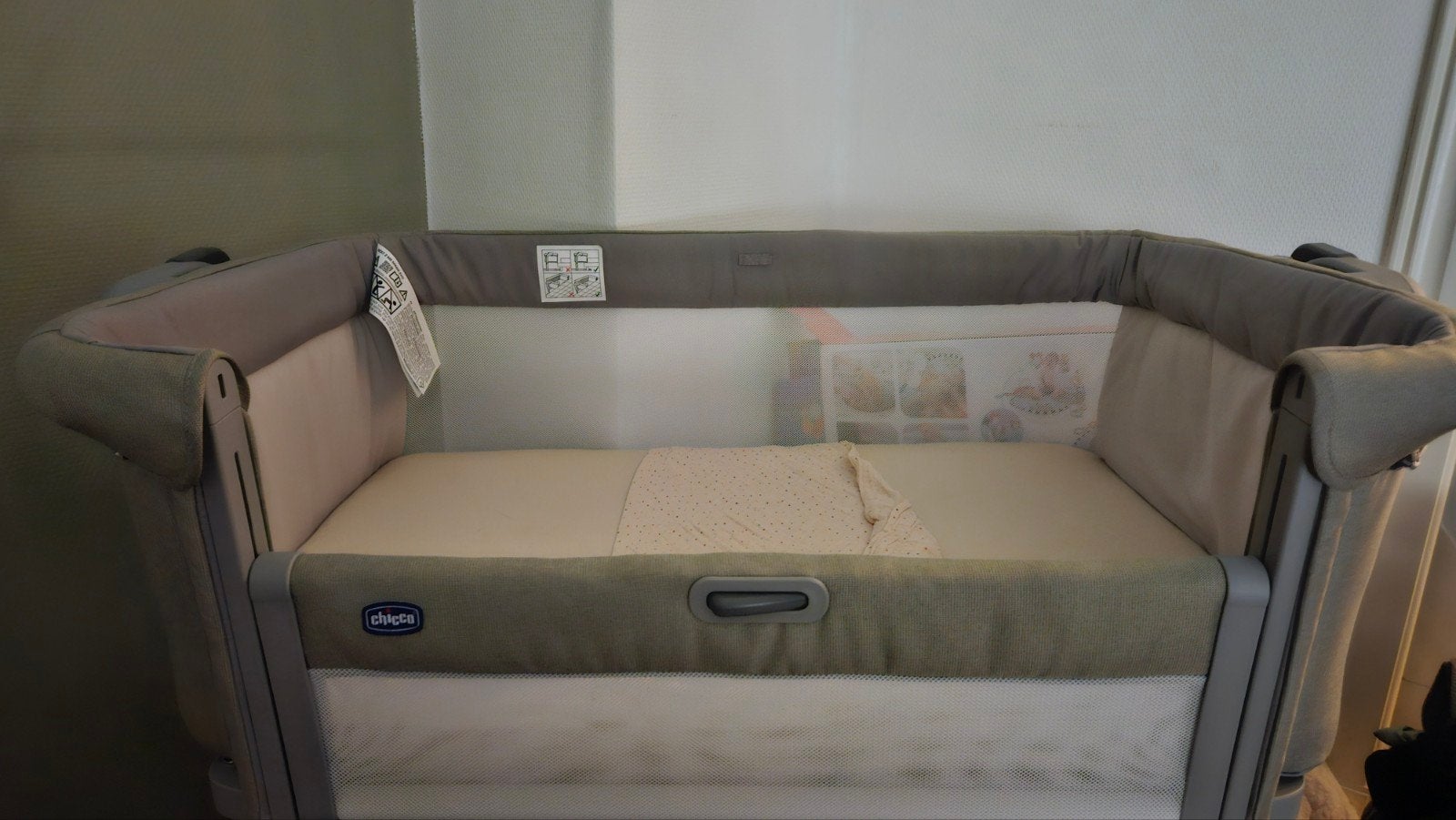 Nieuw Chicco Co-sleeper incl. matras Taupe, Ophalen, Zo goed als nieuw, Wieg